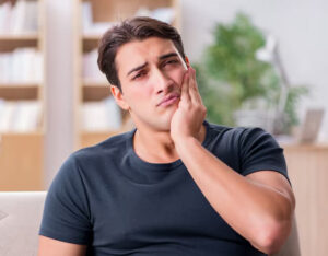 Toothache image - Emergency dentist Mansfield